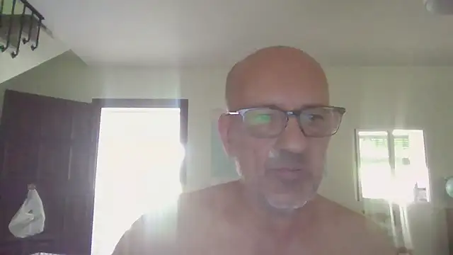 Snapshot of llopaco chatting on 07-07-26, 11:36 llopaco online show from 07-07-26, 11:36