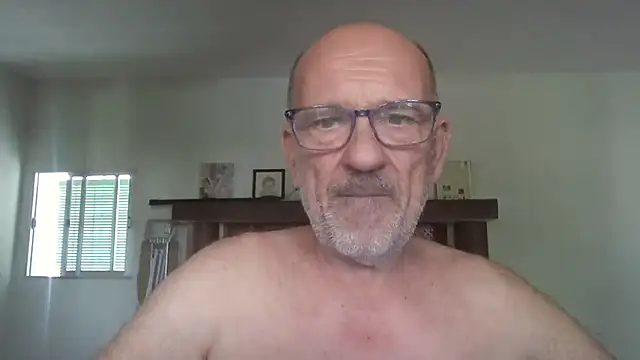 Snapshot of llopaco chatting on 07-21-26, 11:23 llopaco online show from 07-21-26, 11:23