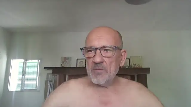 Snapshot of llopaco chatting on 08-01-26, 10:25 llopaco online show from 08-01-26, 10:25
