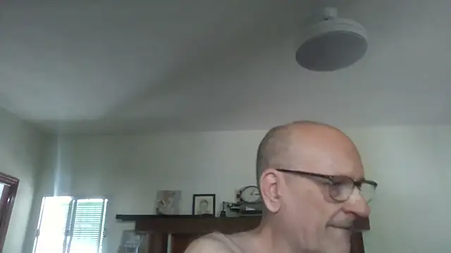 Snapshot of llopaco chatting on 08-05-26, 01:03 llopaco online show from 08-05-26, 01:03