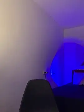 Dahiana Giil online show from 09-28-25, 05:07