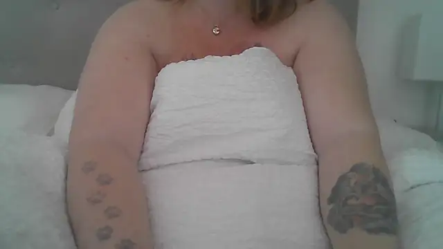 Snapshot of sizha6 chatting on 09-24-25, 07:23 sizha6 online show from 09-24-25, 07:23