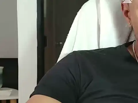 juniorguty online show from 02-19-25, 07:16