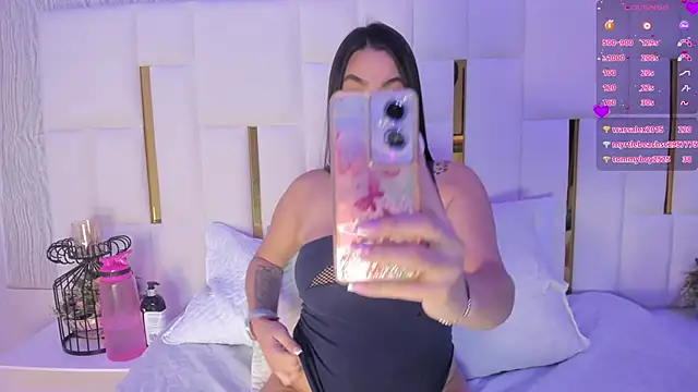 hillary uckerman  online show from 09-09-25, 11:32