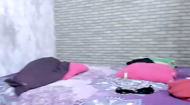 crazylatinagirls online show from 02-17-25, 07:37