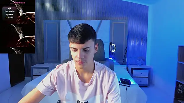 JacobRoberts1 online show from 10-15-25, 09:04