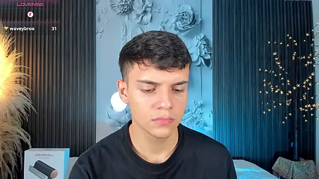 JacobRoberts1 online show from 02-03-26, 04:32