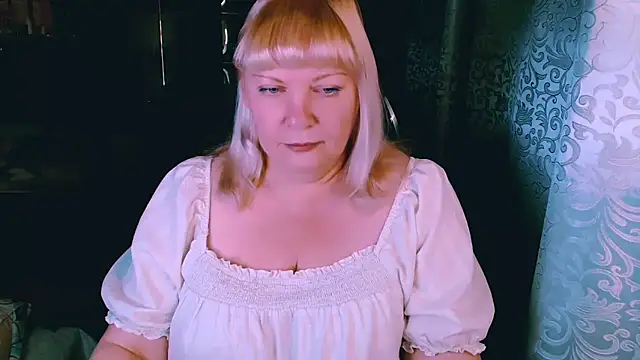 FlowerButterf online show from 05-01-26, 07:51