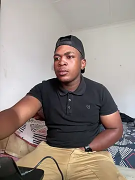 Snapshot of bosszonke123 chatting on 03-29-26, 02:28 bosszonke123 online show from 03-29-26, 02:28