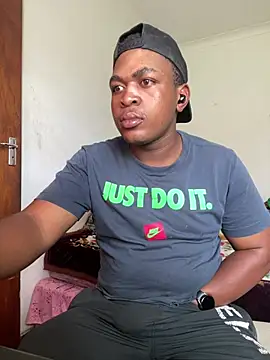 Snapshot of bosszonke123 chatting on 04-01-26, 12:28 bosszonke123 online show from 04-01-26, 12:28