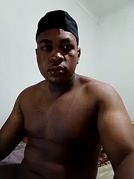 Snapshot of bosszonke123 chatting on 04-12-26, 05:40 bosszonke123 online show from 04-12-26, 05:40