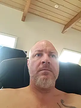 Lucifer29cm online show from 02-15-25, 09:16