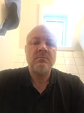 Lucifer29cm online show from 02-22-25, 12:40