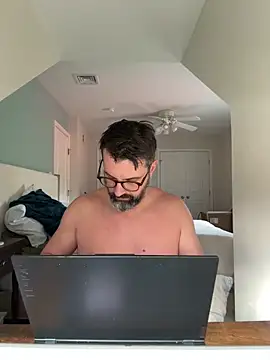 plaintreebull online show from 12-19-25, 05:31