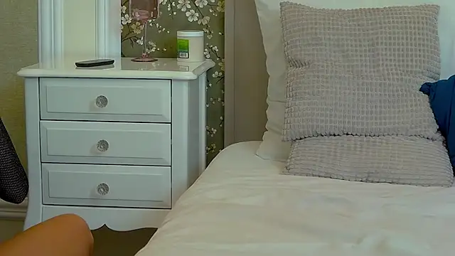 ScarlettShine online show from 03-03-25, 09:59