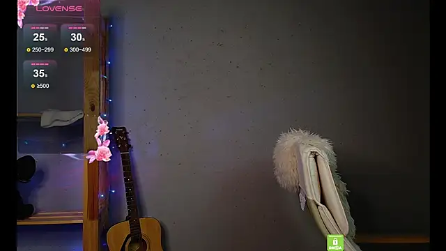Foxy-Flame online show from 03-05-25, 07:27