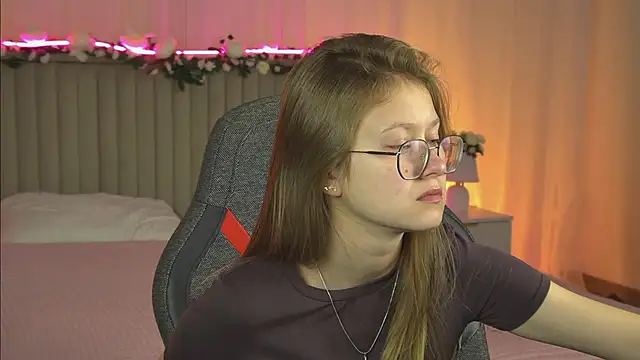 EveMundie online show from 10-06-25, 06:22