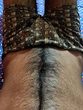 Snapshot of cocktony chatting on 10-24-25, 12:12 cocktony online show from 10-24-25, 12:12