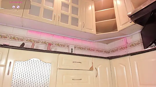 Snapshot of AnahisBennett chatting on 02-20-26, 06:26 AnahisBennett online show from 02-20-26, 06:26