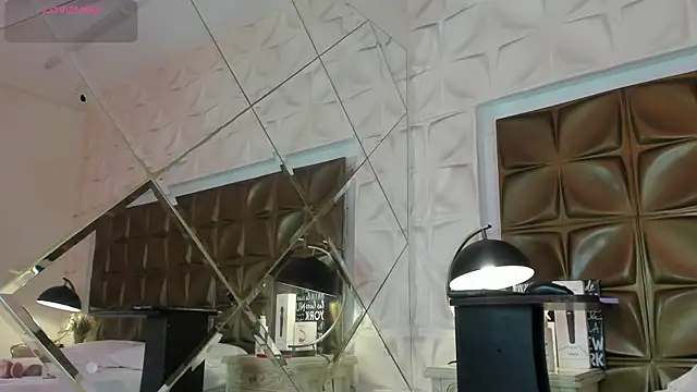 Snapshot of AnahisBennett chatting on 02-25-26, 04:44 AnahisBennett online show from 02-25-26, 04:44