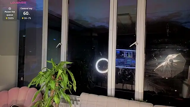 Ivanna West online show from 10-02-25, 10:22