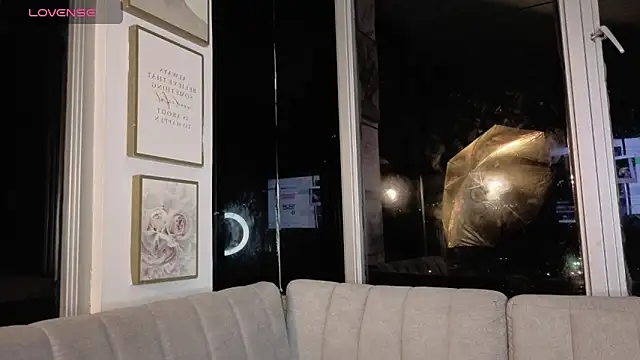 Snapshot of Ivanna_West chatting on 04-07-26, 09:54 Ivanna West online show from 04-07-26, 09:54