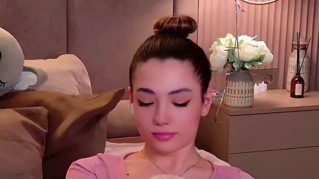 Alice Deleon online show from 02-17-25, 02:53