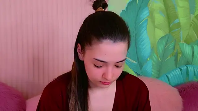 Snapshot of Alice_Deleon chatting on 05-09-26, 10:42 Alice Deleon online show from 05-09-26, 10:42