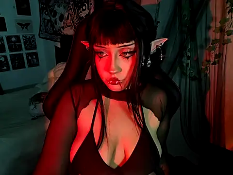 Snapshot of blue_katt chatting on 10-22-25, 08:30 blue katt online show from 10-22-25, 08:30