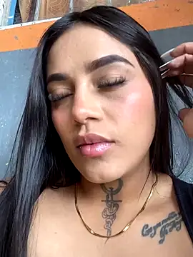 Emily sharlot online show from 10-17-25, 05:59