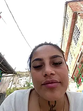 Snapshot of Emily_sharlot chatting on 02-15-26, 07:54 Emily sharlot online show from 02-15-26, 07:54