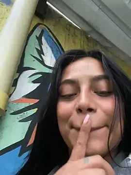 Snapshot of Emily_sharlot chatting on 03-01-26, 11:07 Emily sharlot online show from 03-01-26, 11:07