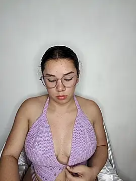 EmmaSulivan online show from 03-09-25, 02:39