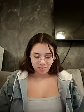 EmmaSulivan online show from 11-06-25, 12:39