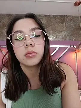 EmmaSulivan online show from 05-11-26, 02:45