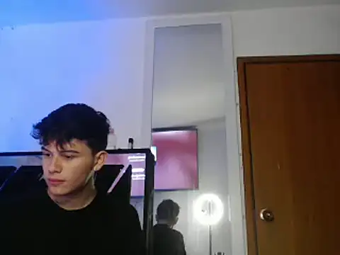 Smith boy 25 online show from 02-22-25, 01:00