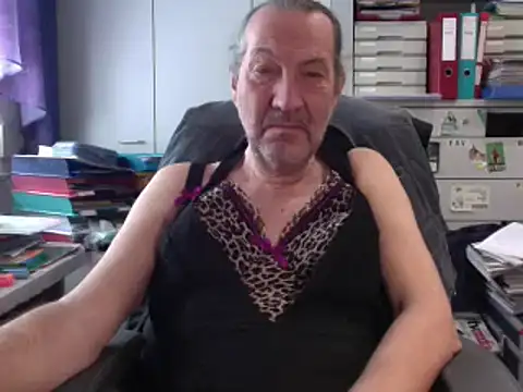 HMStraps01 online show from 03-16-25, 10:11