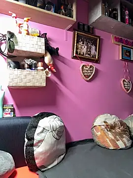 sexymelli18 online show from 11-24-25, 08:19