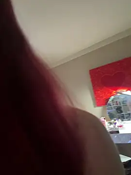 sexymelli18 online show from 02-05-26, 04:44