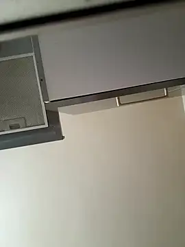 Snapshot of sexymelli18 chatting on 03-12-26, 04:24 sexymelli18 online show from 03-12-26, 04:24