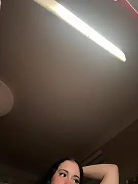 Snapshot of sexymelli18 chatting on 03-13-26, 06:47 sexymelli18 online show from 03-13-26, 06:47