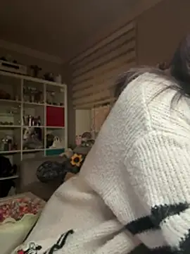 Snapshot of sexymelli18 chatting on 03-21-26, 06:11 sexymelli18 online show from 03-21-26, 06:11