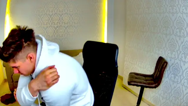 Snapshot of MaxKaiden chatting on 02-24-26, 05:38 MaxKaiden online show from 02-24-26, 05:38