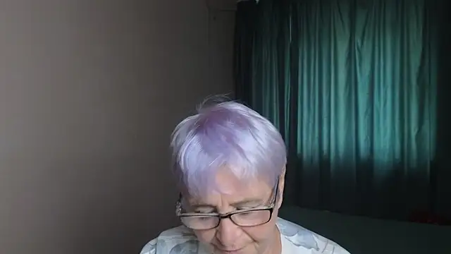 Sandra Snowflake online show from 10-10-25, 11:53