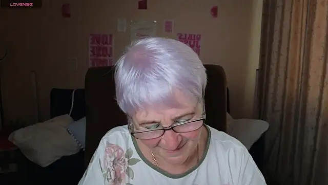 Sandra Snowflake online show from 05-07-26, 12:10