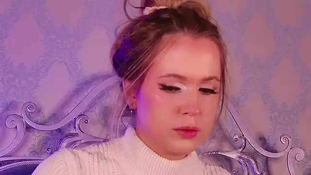 Snapshot of BECKI_VRES chatting on 10-21-25, 08:42 BECKI VRES online show from 10-21-25, 08:42