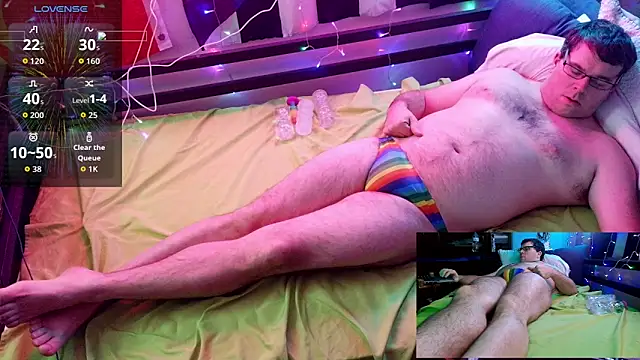 Snapshot of cumfun110 chatting on 12-04-25, 12:42 cumfun110 online show from 12-04-25, 12:42