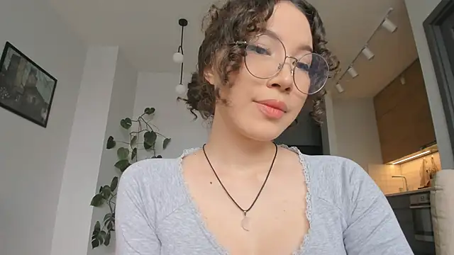 Snapshot of mey_baee chatting on 02-26-26, 08:57 mey baee online show from 02-26-26, 08:57