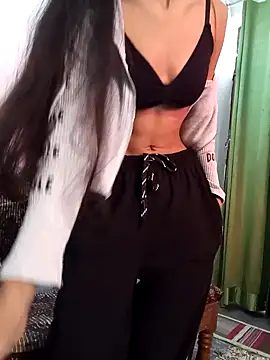 yourslady  online show from 02-19-25, 06:22