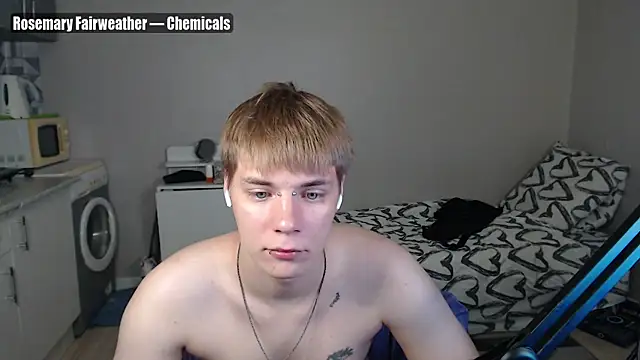 Snapshot of yourlildemon chatting on 07-05-26, 06:15 yourlildemon online show from 07-05-26, 06:15